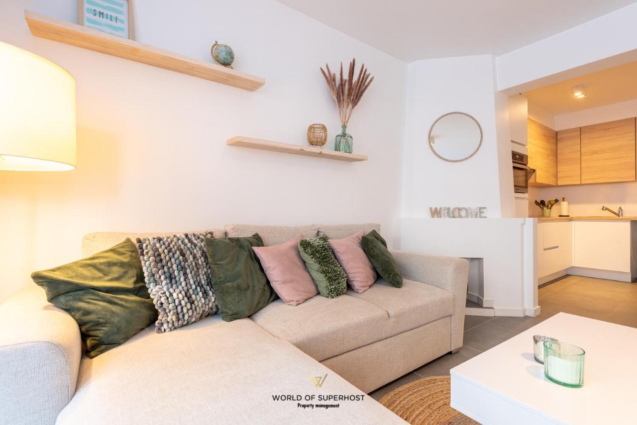 Spacious Apartment Closeby The Sea Up To 6 People! Остенде Екстериор снимка