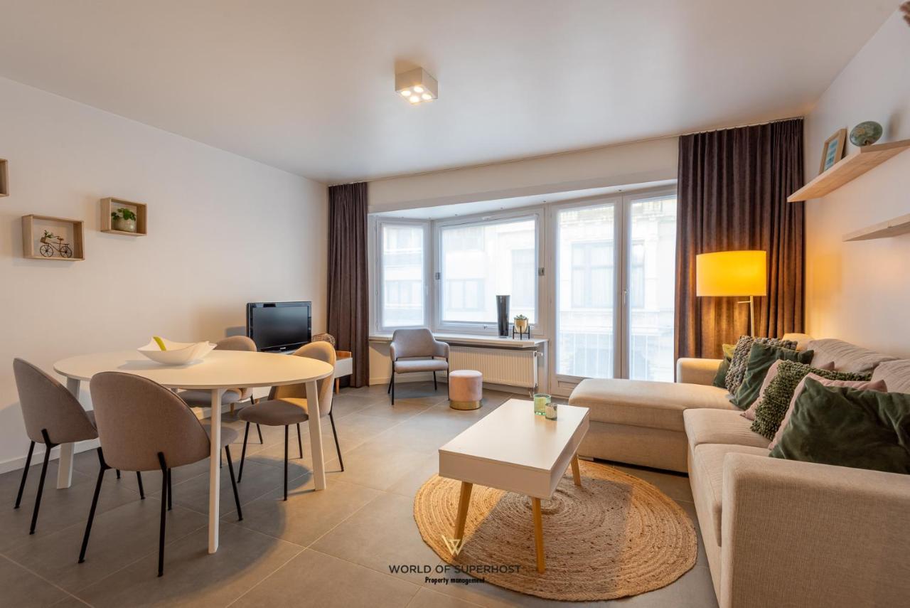Spacious Apartment Closeby The Sea Up To 6 People! Остенде Екстериор снимка