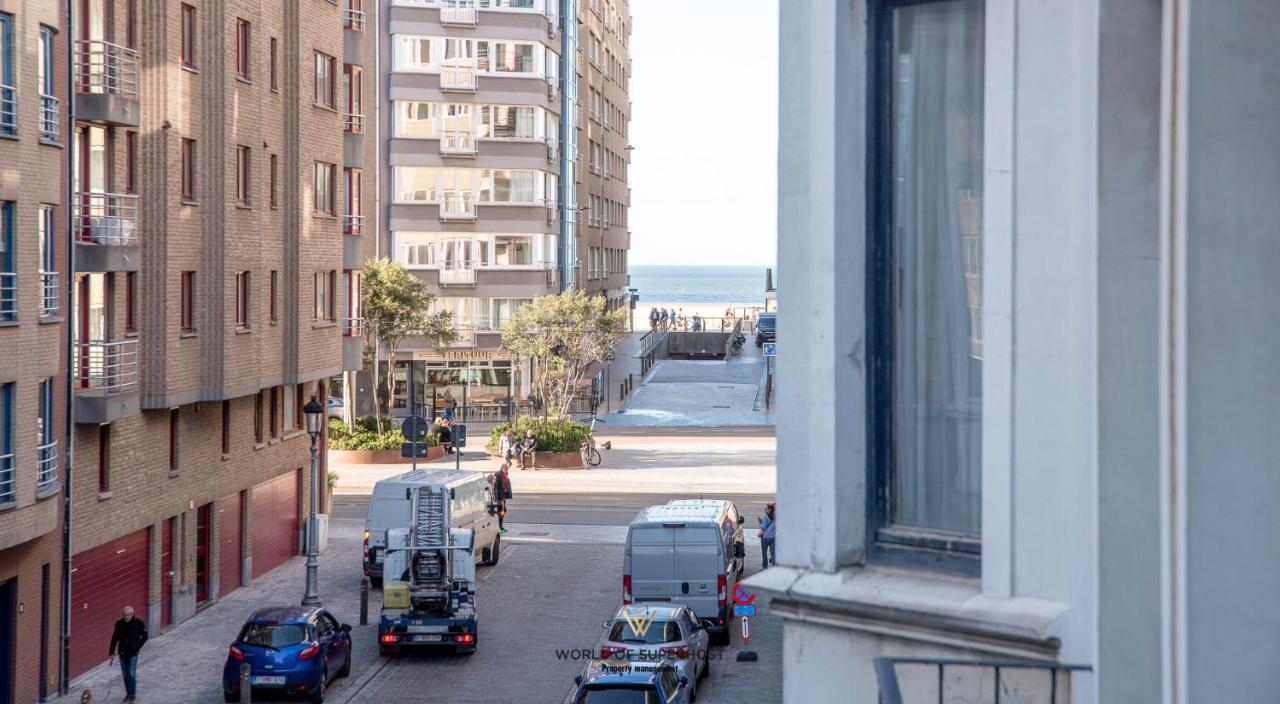 Spacious Apartment Closeby The Sea Up To 6 People! Остенде Екстериор снимка